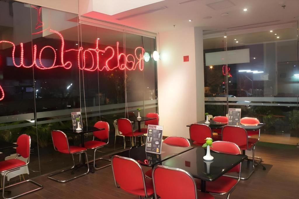 Redstar Hotel Jakarta Exteriér fotografie