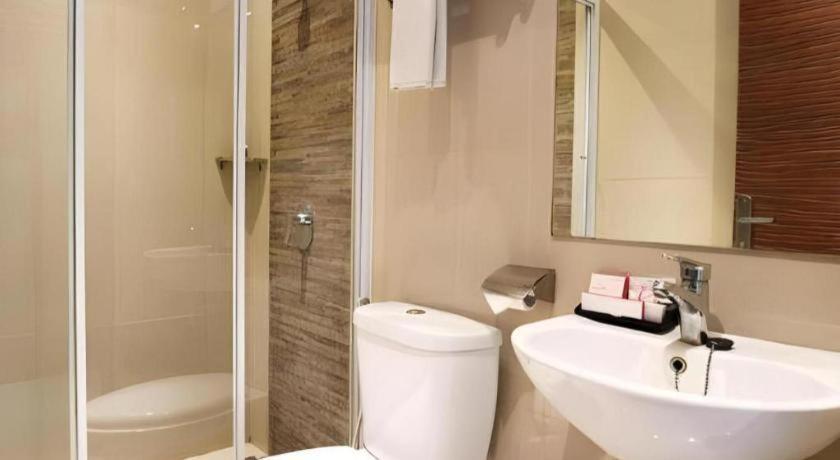 Redstar Hotel Jakarta Exteriér fotografie