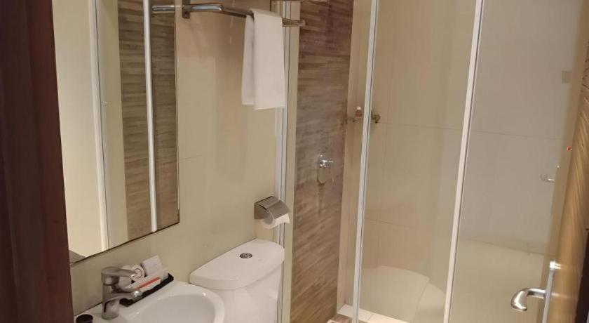 Redstar Hotel Jakarta Exteriér fotografie